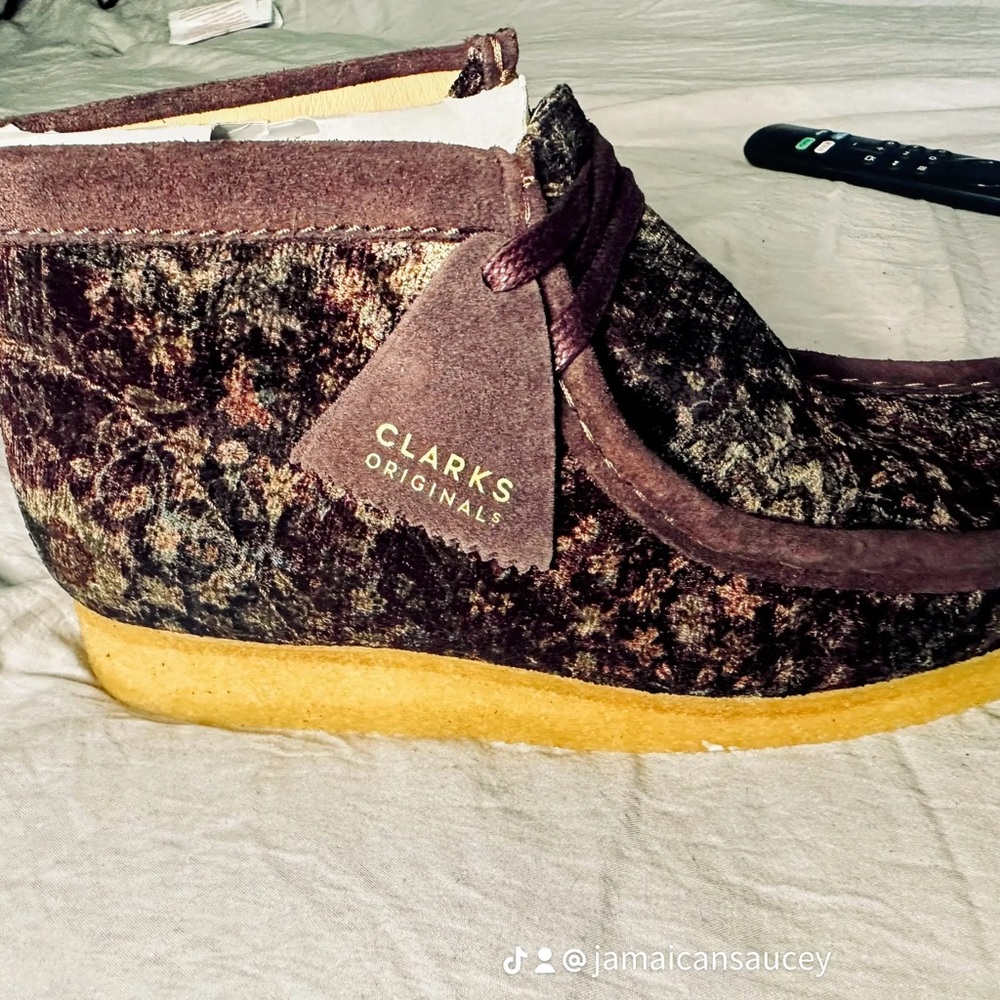 Wallabies boots
